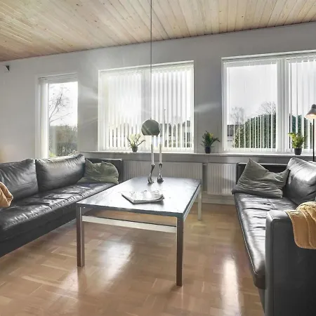 Holiday Anabelle - 15km From The Sea In Western Jutland *